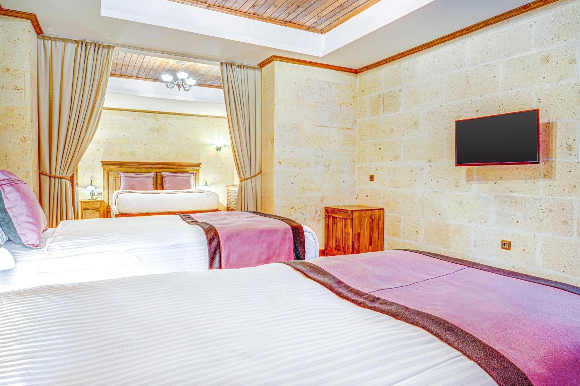 Unique Cappadocia Palace Göreme Buitenkant foto
